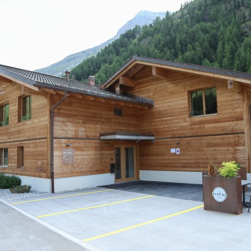 Zanella-Holz-Aussenschalung-Heimische-Lärche-N1:N2-A:B-Herzseite-aussen
